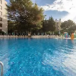 Prestige Hotel&aquapark - Hotel Warna