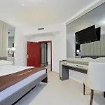 Hotel Prestige And Aquapark 4*