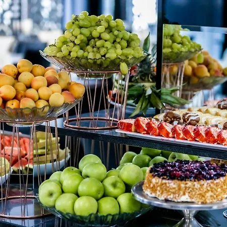 Prestige And Aquapark Hotel 4*