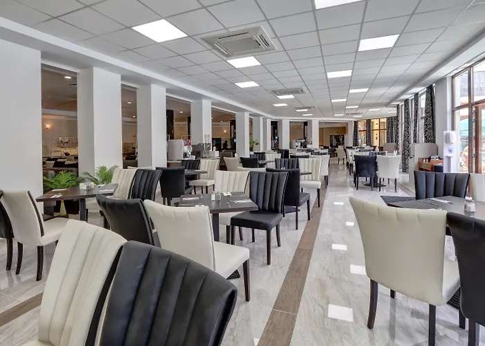 Prestige And Aquapark 4*