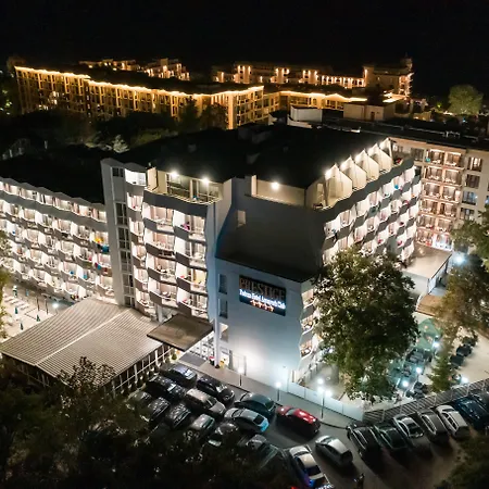 Prestige And Aquapark 酒店