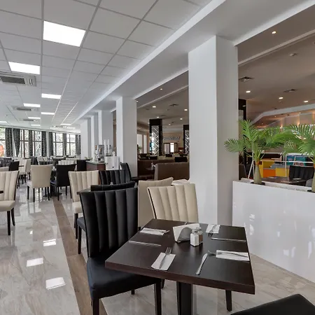 Prestige Hotel&aquapark - Hotel Warna