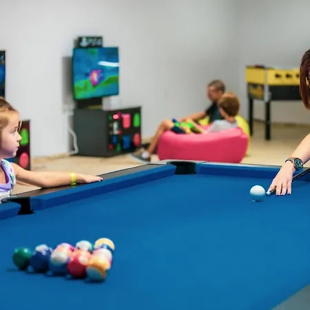 Prestige And Aquapark 酒店 瓦爾納