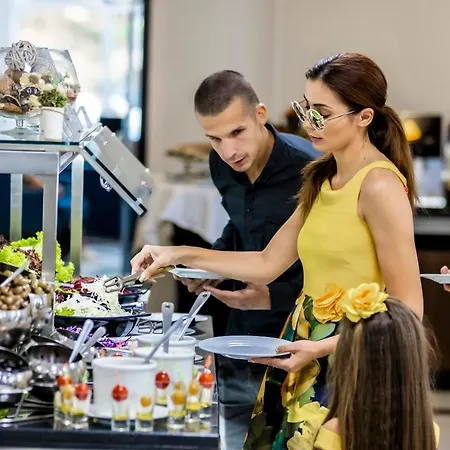 酒店 Prestige And Aquapark 瓦爾納