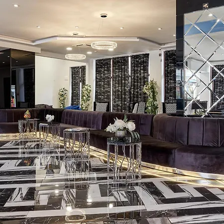 Hotel Prestige And Aquapark Varna