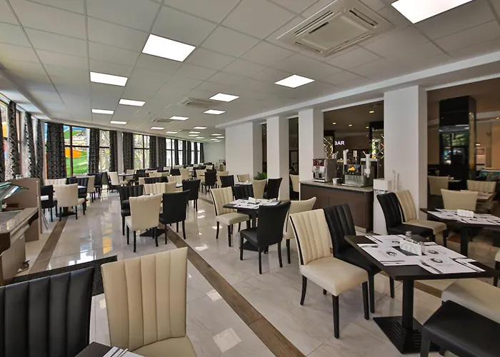 Prestige And Aquapark Hotel Varna