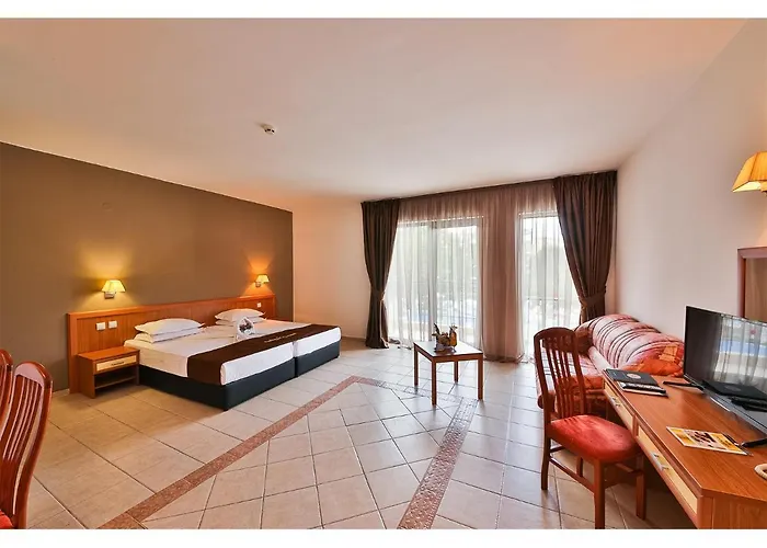 Prestige And Aquapark